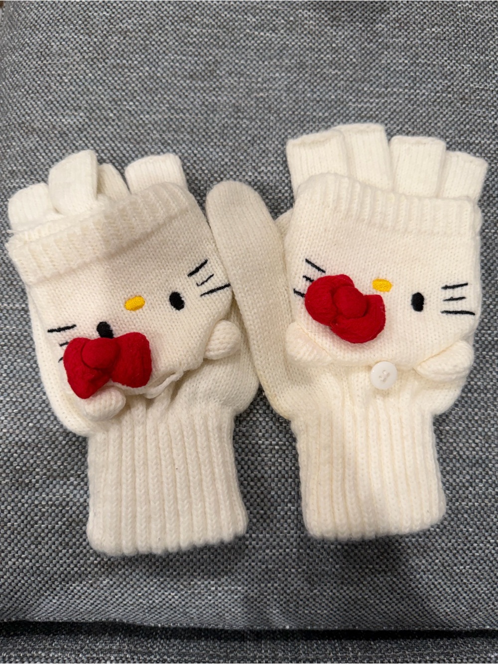 Hello Kitty Knit Flip-Mitt Gloves